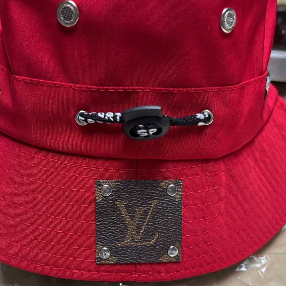 Red Bucket Hat with LV emblem COA